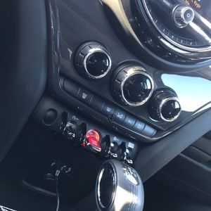 Meet your Posher, Dean